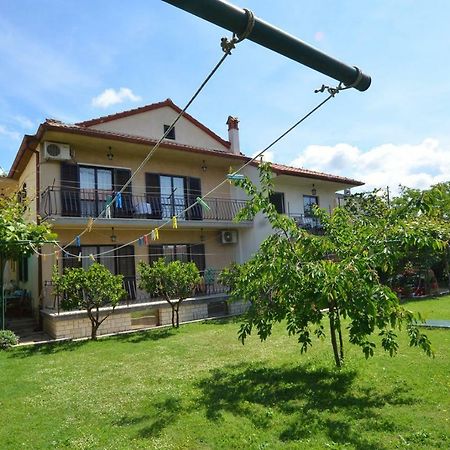 Koreni Apartments Ровинь Экстерьер фото
